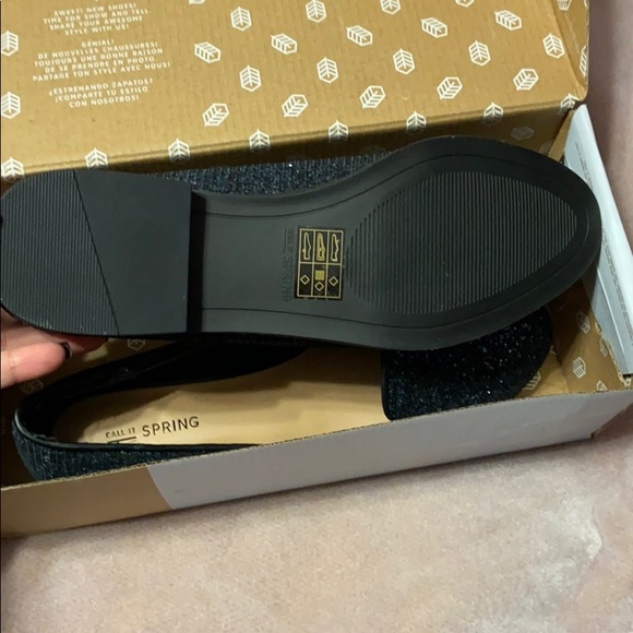 Call it Spring shoes - Picture 3 of 4